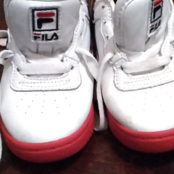 Kids filas - Picture 2 of 4